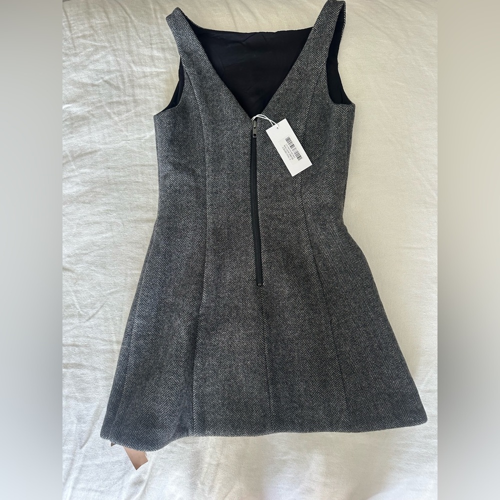 Reformation dress - Picture 2 of 2